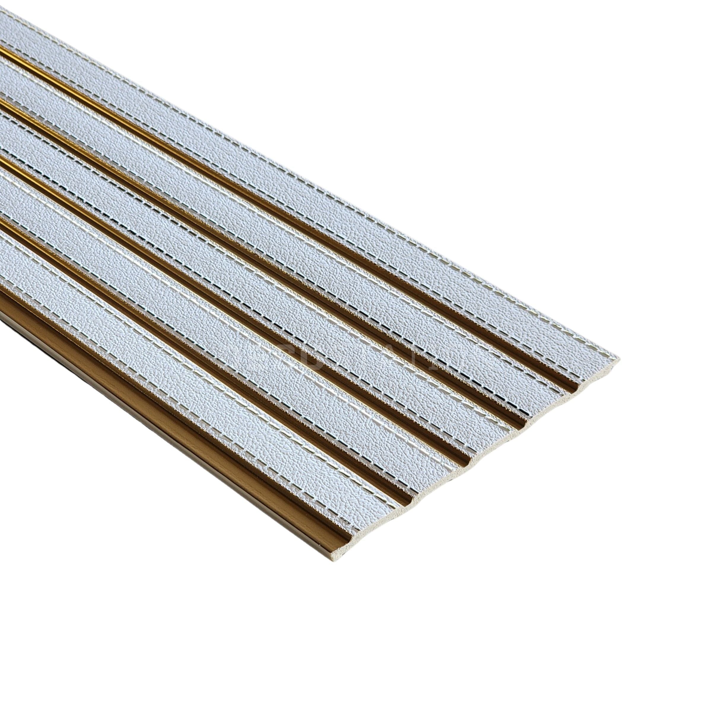 LuxeLine Gold