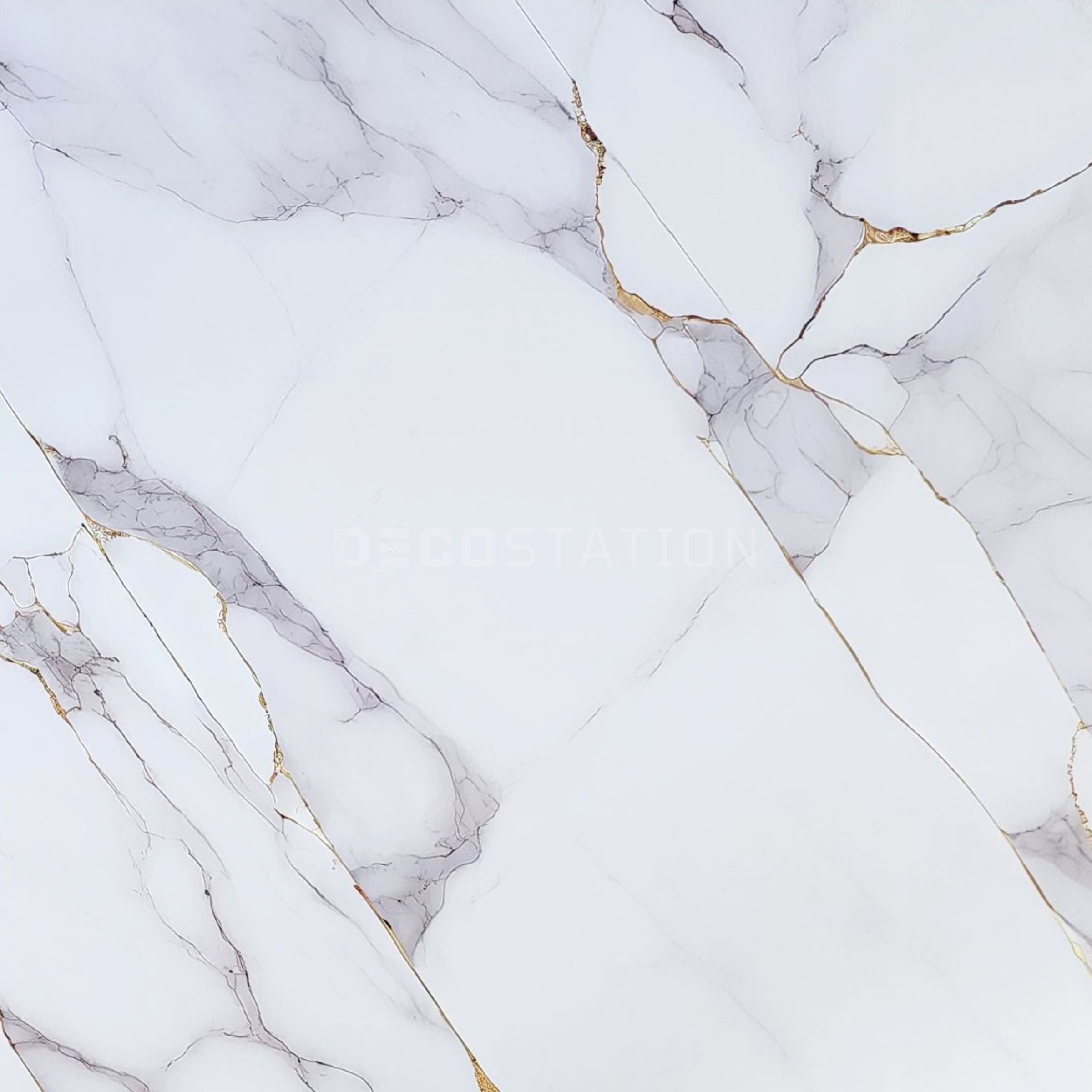 Celeste Gold Vein